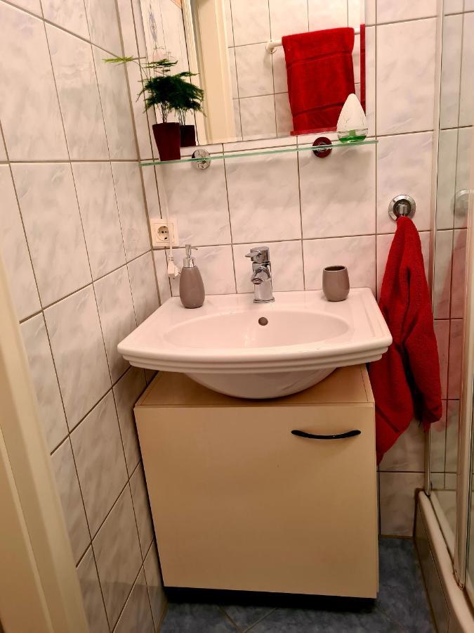 Evi'S Apartment Regensburg Eksteriør bilde